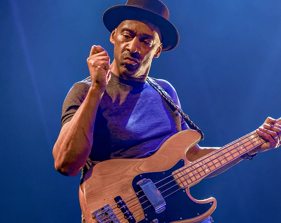 MARCUS MILLER